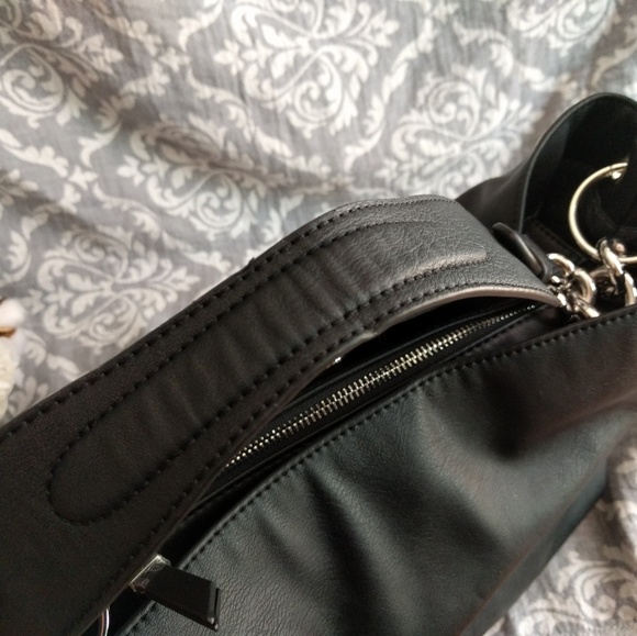 !!SOLD!! ~Brand New! Gorgeous Vera Wang Purse - Picture 8 of 8